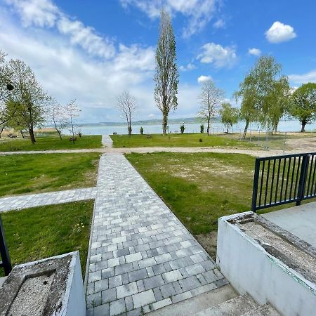 Siesta Apartman Balatonberény Екстериор снимка